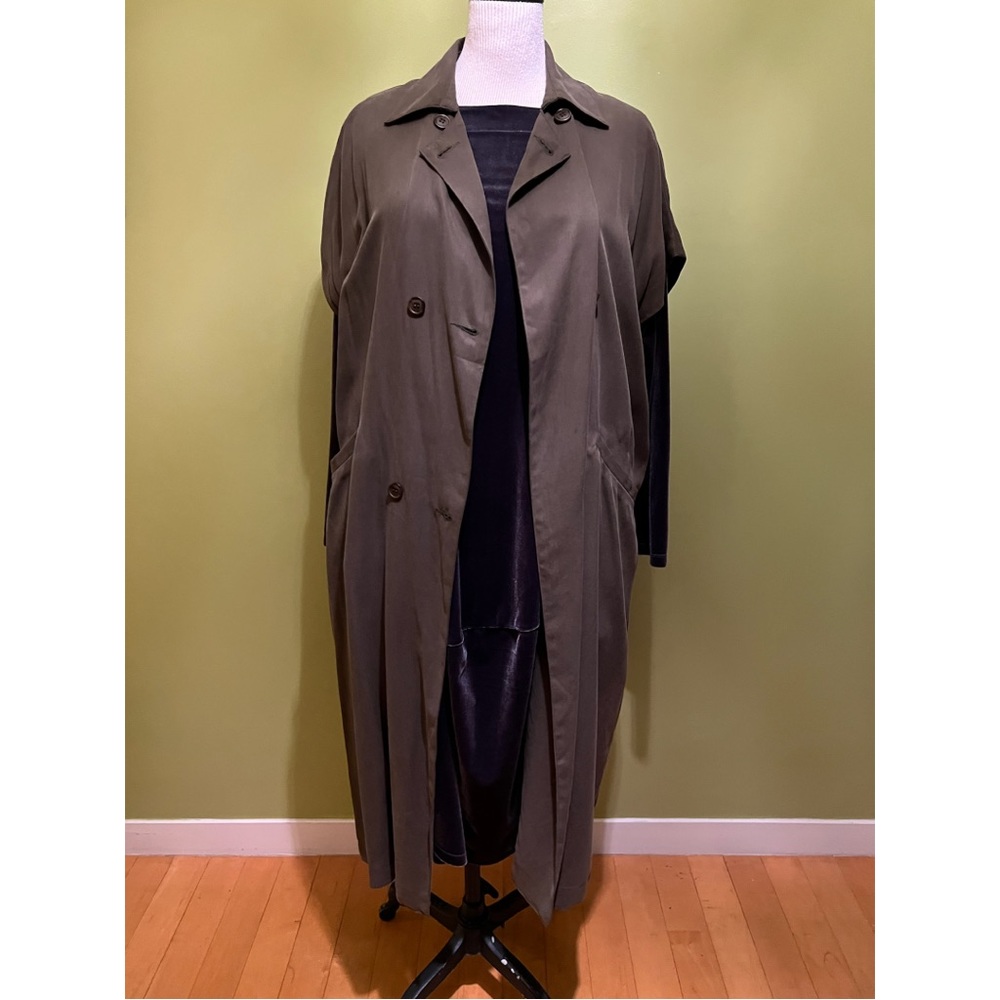 Ayrtight Khaki Double-Breasted Short-Sleeved Long Jacket